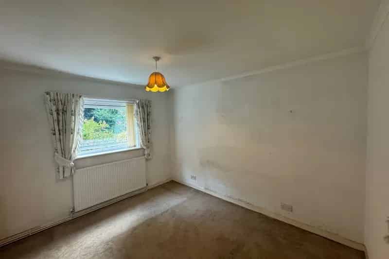 One Bed Ground Floor Flat No Onward Chain