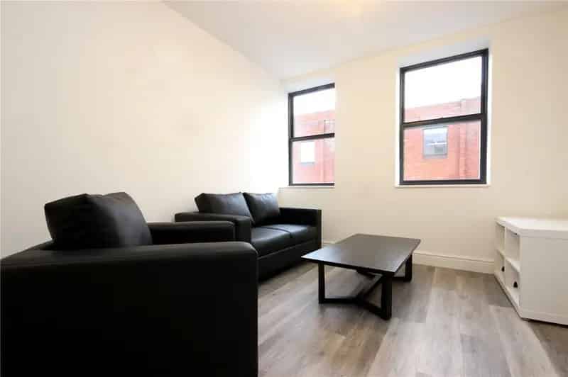 1 Bedroom Apartment near Cabot Circus Available September