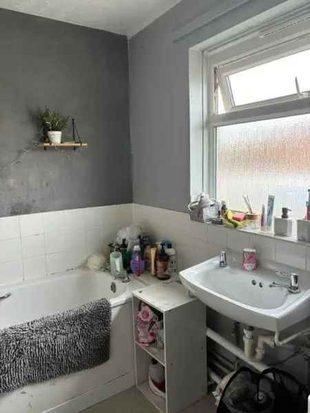 Flat For Rent in St Neots, England