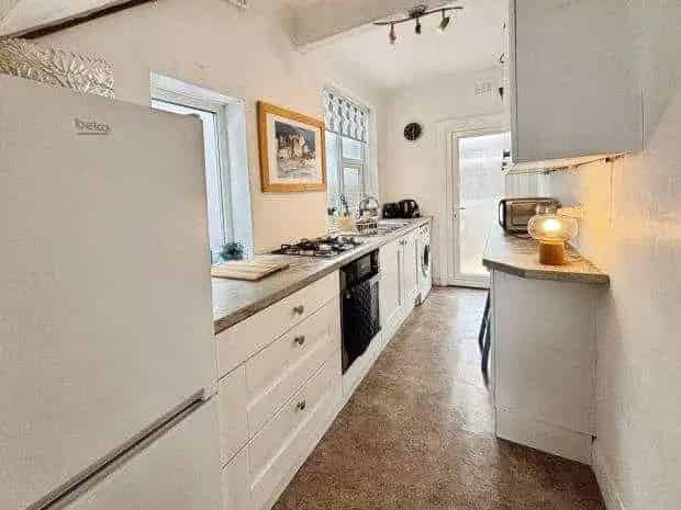3 Bed Semi-Detached House For Sale No Chain