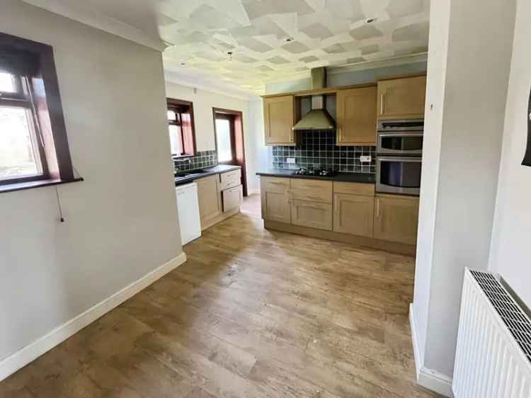 4 Bedroom Semi Detached House for Sale Ossett West Yorkshire
