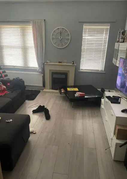 Flat For Rent in Tewkesbury, England