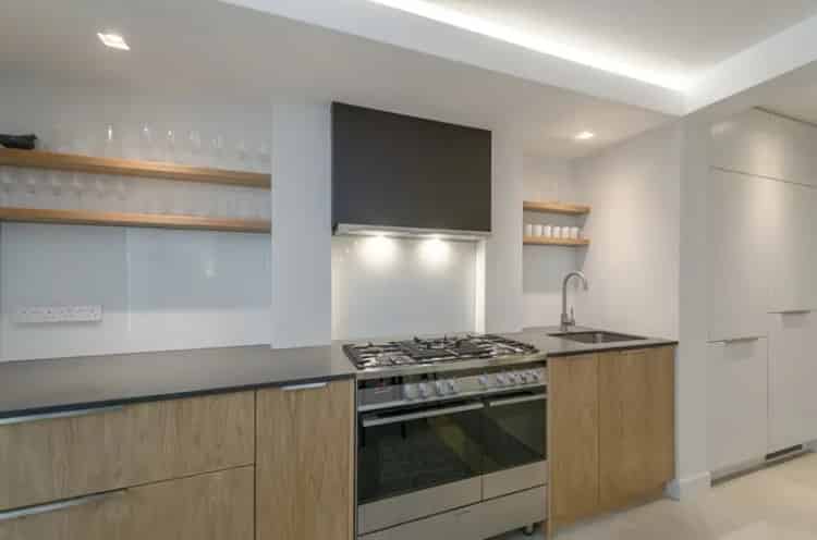 2 Bedroom Flat for Sale in Little Venice
