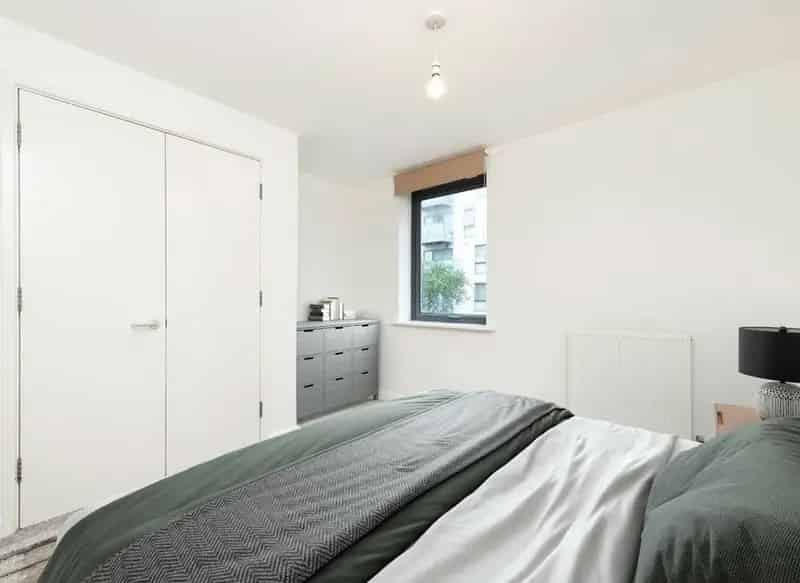 One Bedroom Canal View Home Abbot's Wharf Near DLR