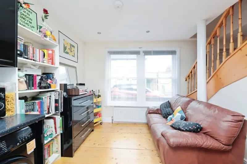 Chalet Bungalow with Planning Permission Near Watford