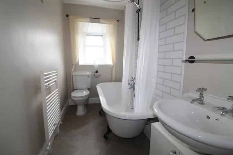 2 Bedroom Victorian Cottage For Sale