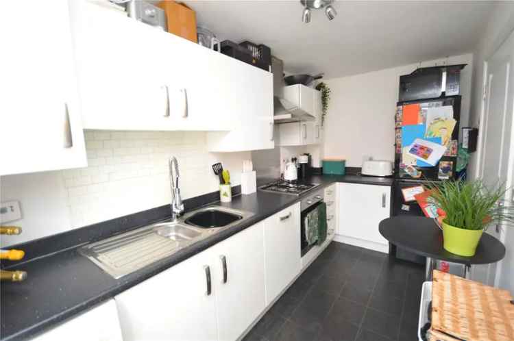 Three Bedroom End Townhouse New Forest Village