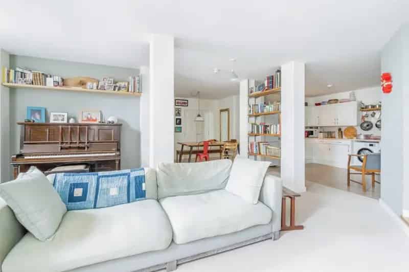2 Bed Apartment with Basement & Parking Torquay