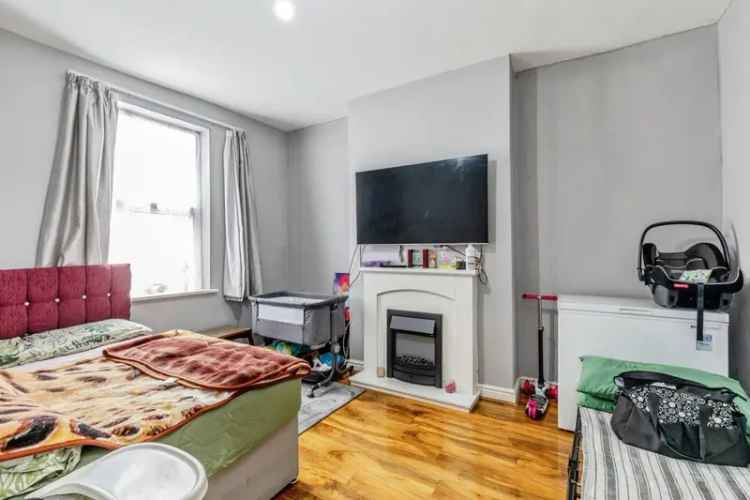 3 Bedroom End Terrace House Near Eastville Park