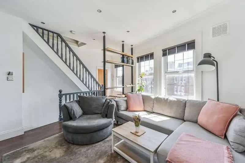 3 Bed Flat near Queenstown Road Station Battersea