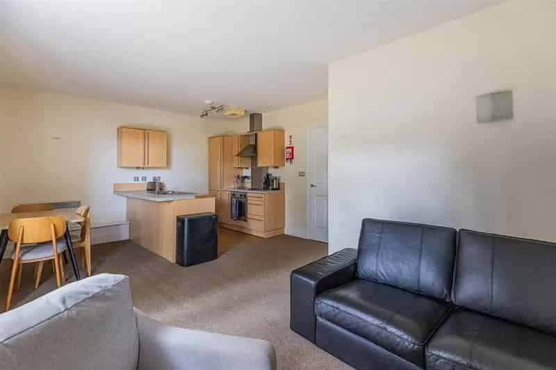 1 Bedroom Apartment to Rent Pontcanna