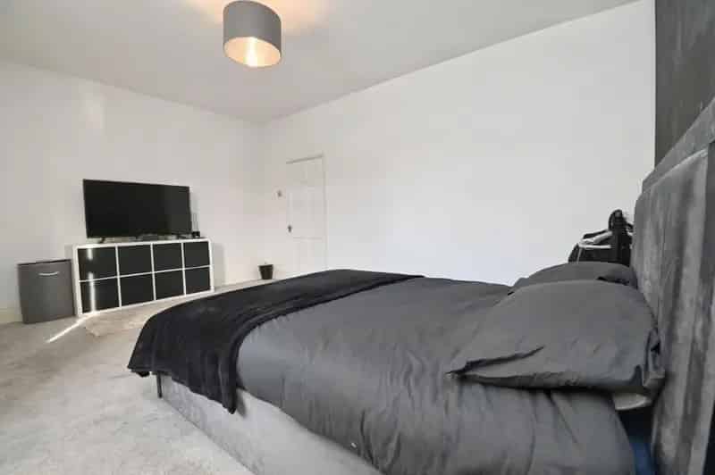 3 Bed Character House For Sale Near Town Centre