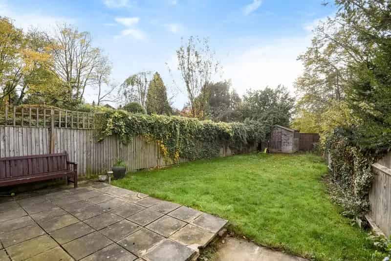 Five Bedroom House Finchley Central Large Garden Driveway
