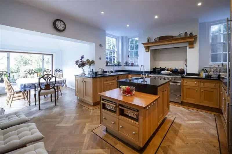 8 Bed House for Sale in Hampstead