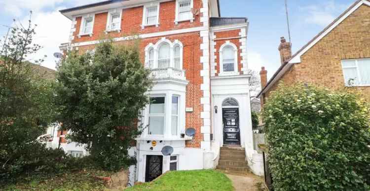1 Bedroom Flat for Sale Lesney Park