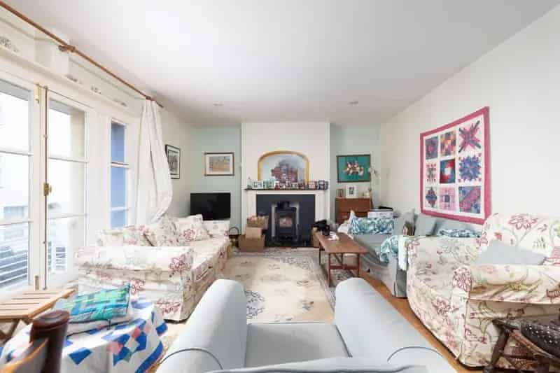 4 Bedroom Townhouse for Sale in Clifton Village