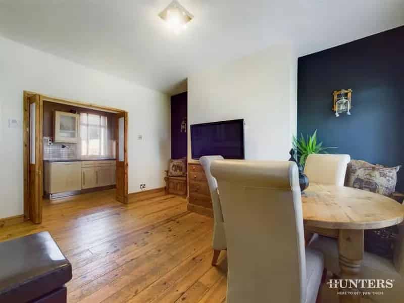 2 Bedroom House For Sale Near Amenities
