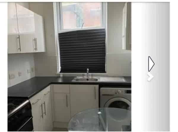 Charming 2 Bed Flat with Garden in Converted House