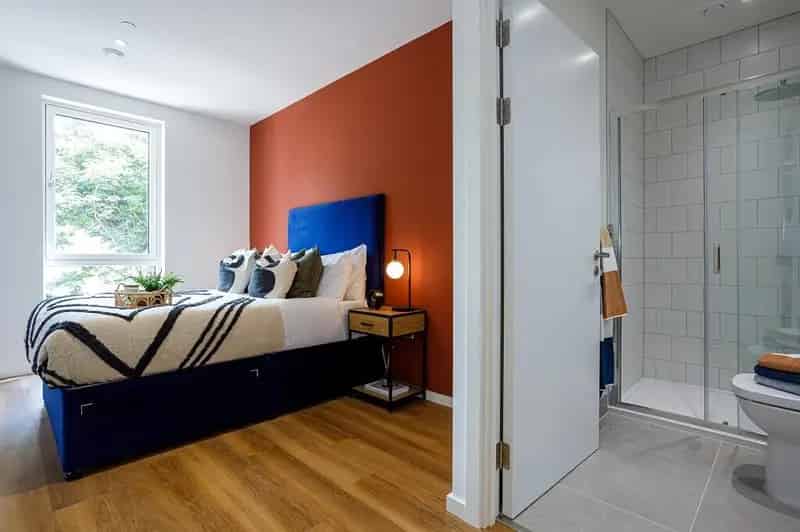 Stunning 2 Bedroom Furnished Apartment