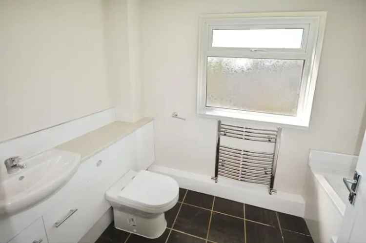 3 Bedroom Semi Detached House Chesterfield Derbyshire
