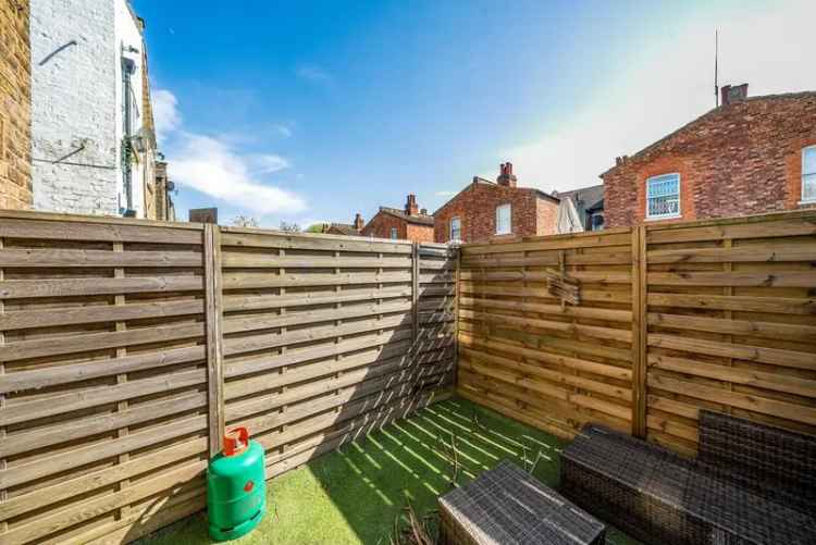 3-4 Bedroom Period Conversion with Private Garden
