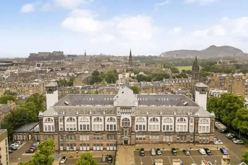 3 Bedroom Duplex for Sale in Stockbridge Near New Town