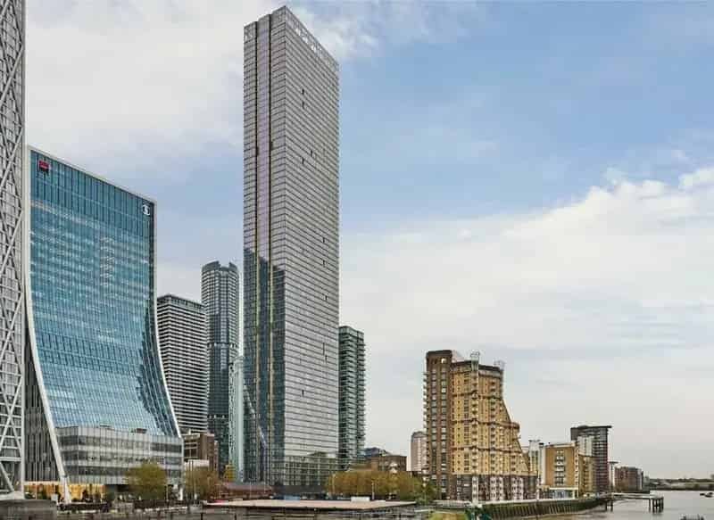 Landmark Pinnacle Studio Apartment with River and City Views