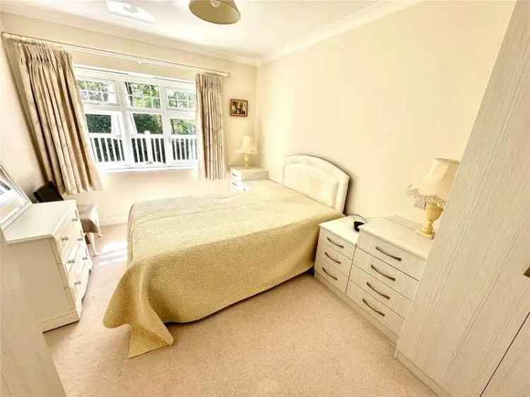 2 Bed Flat for Sale in Secure Development with Communal Facilities