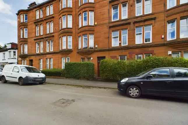 Flat to rent in Eastwood Avenue, Shawlands, Glasgow G41