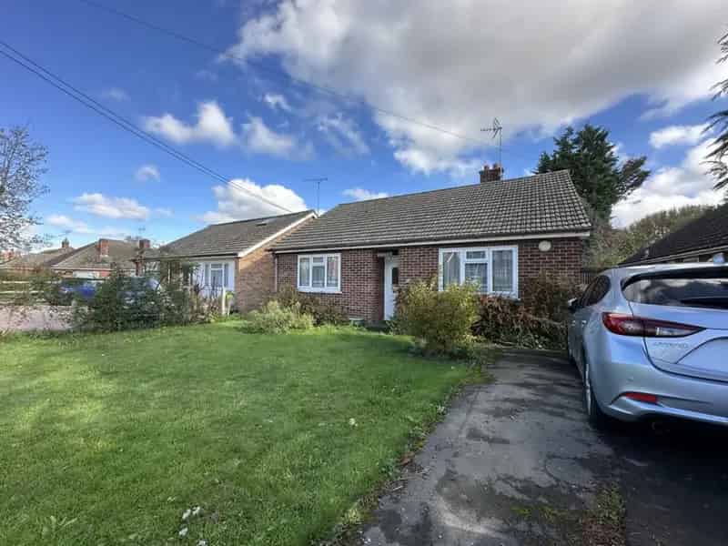 2 Bedroom Detached Bungalow For Sale