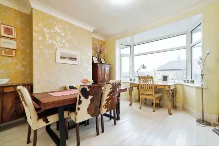 3 Bed Semi Detached House Near Saltaire