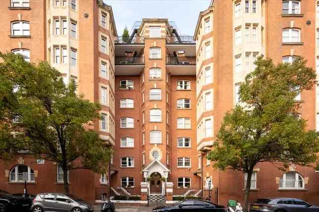 Flat for sale in Moscow Road, London W2