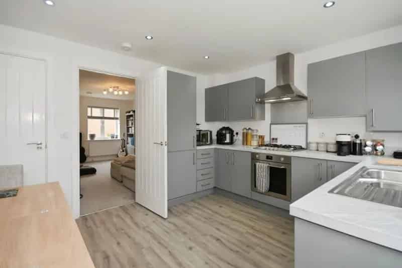 2 bedroom House
 For Sale