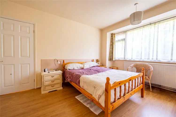 3 Bedroom Family Home in Moortown