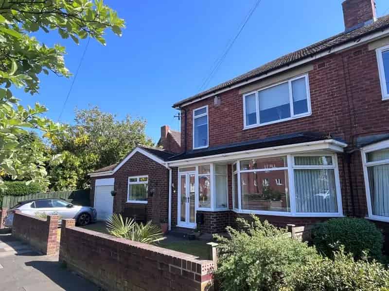 4 bedroom Semi Detached House for sale, Newcastle upon Tyne, Tyne and Wear, NE3
