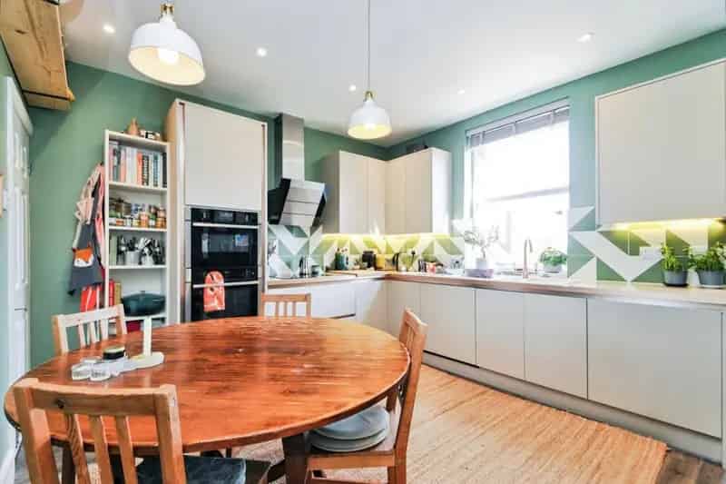 3 Bedroom House For Sale in Harrogate