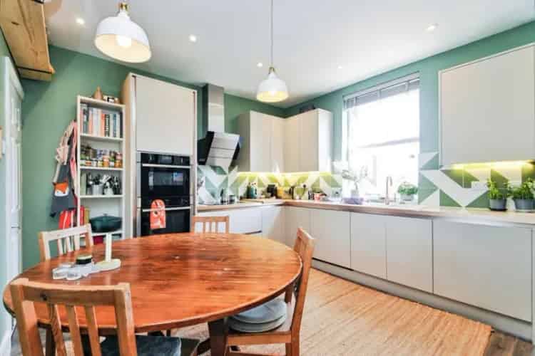 3 Bedroom House For Sale in Harrogate