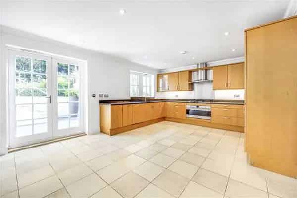 5 Bedroom Contemporary House Southfields SW18