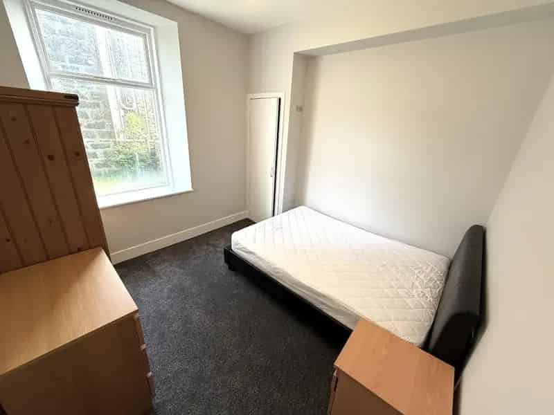 2 Bedroom Furnished Flat Near Union Street and Aberdeen University
