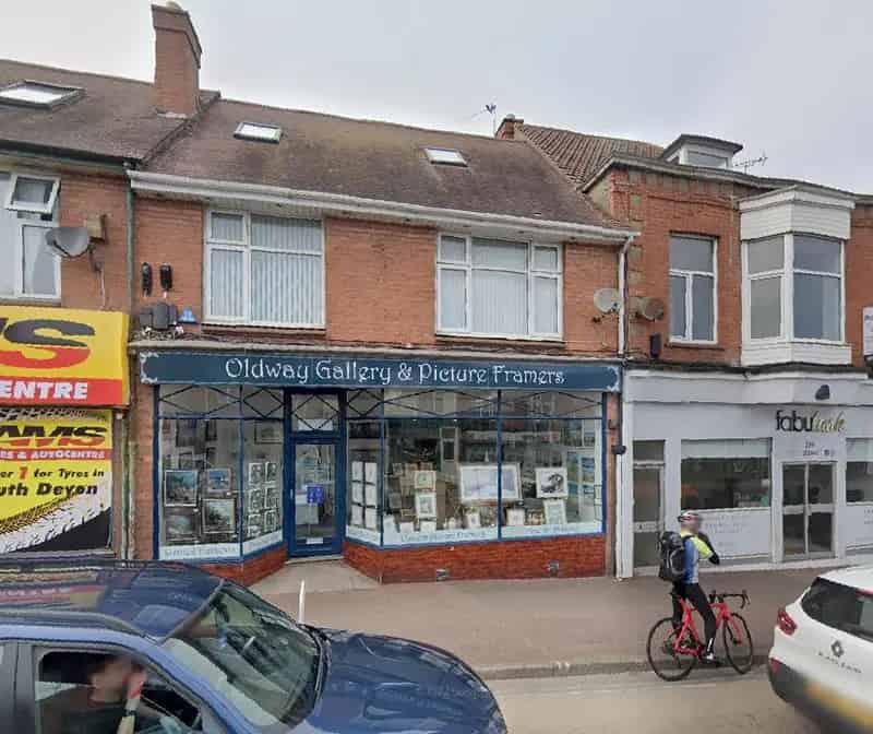 Retail Unit to Let in Paignton - Prime Location