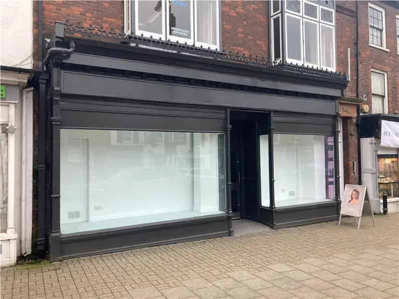 Retail Unit Newmarket High Street 25000 Annual Rent