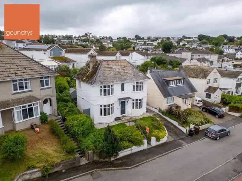 3 Bedroom Detached House to Rent in Truro