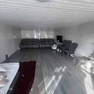 4 rooms flat of 241 m² in Birmingham