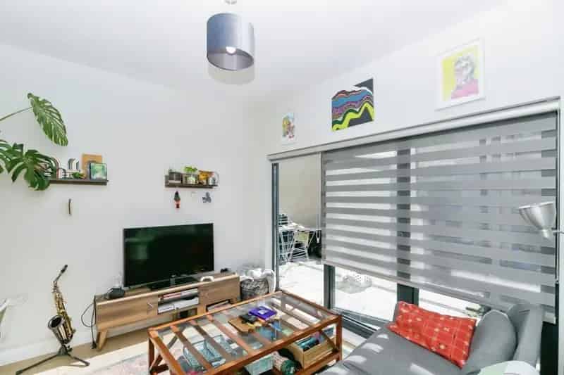1 Bedroom Ground Floor Flat Ideal Investment