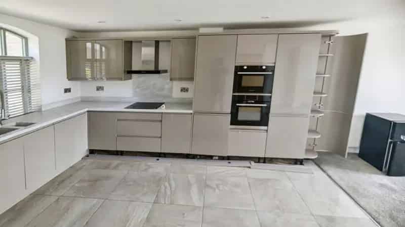3 Bedroom Mid Terrace House for Sale Elland West Yorkshire