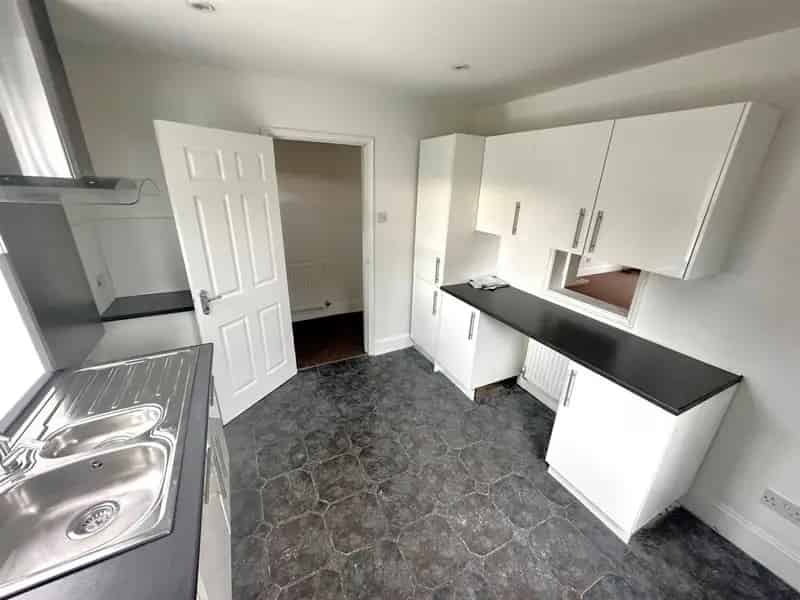 3 bedroom House
 To Let