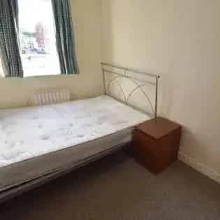 4 Bedroom House 96m² Manchester