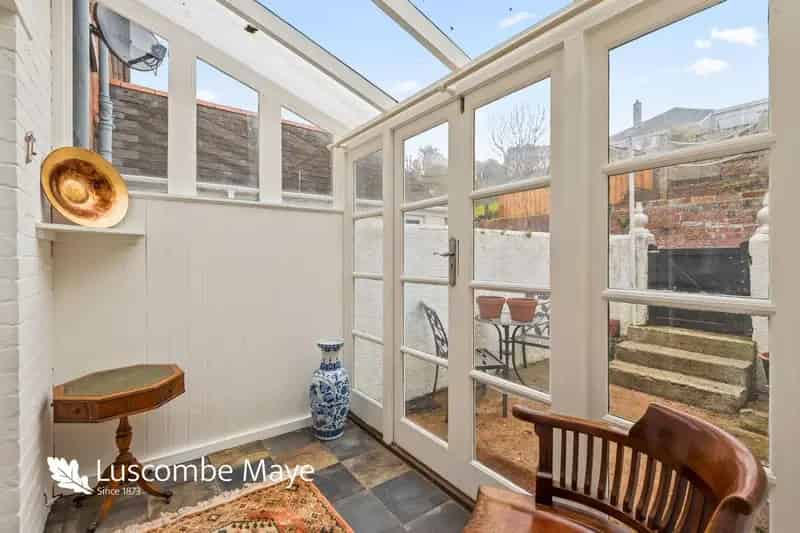 2 Bed House for Sale in Kingsbridge