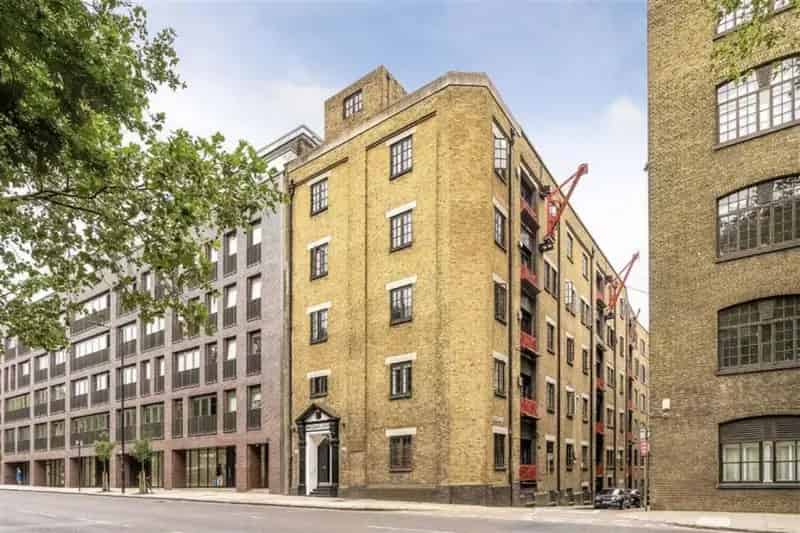 3 Bedroom Flat To Let in Wapping E1W