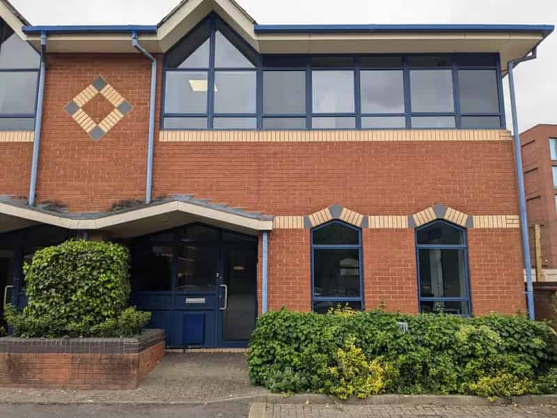 Commercial property For Rent , Riverview, Guildford, England
